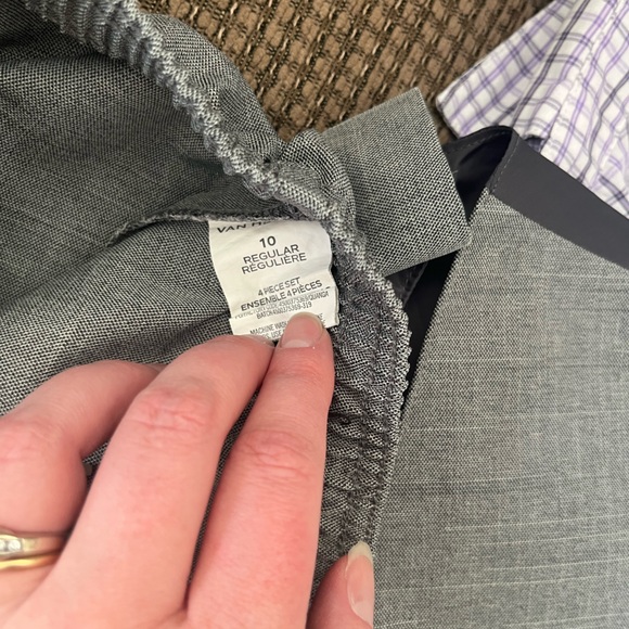 Boy’s Gray Suit Set Size 10 - Picture 4 of 4